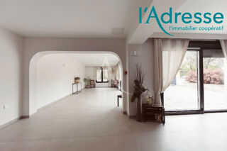  Immeuble à vendre 320 m²
