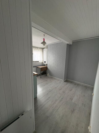  Appartement à louer 2 pièces 28 m²