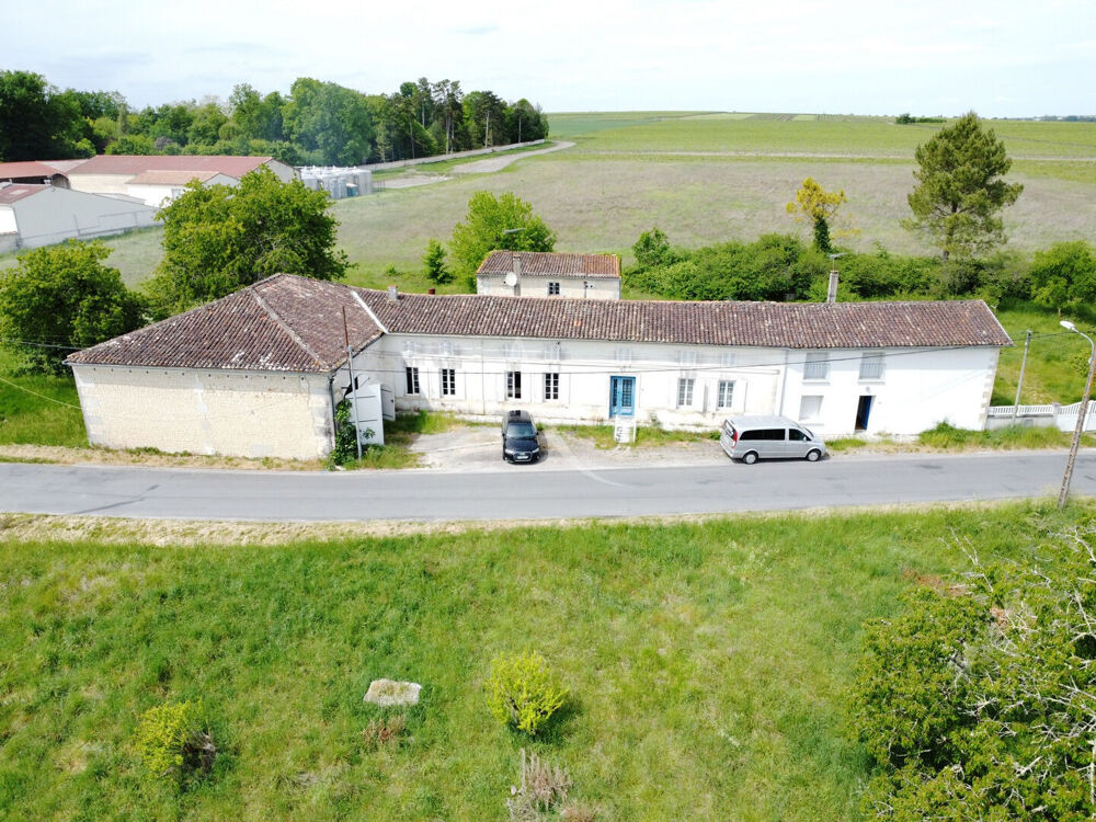 Maison Salles D'Angles 6 pièce(s) 1400 m2