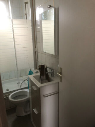 Appartement à louer 2 pièces 32 m²