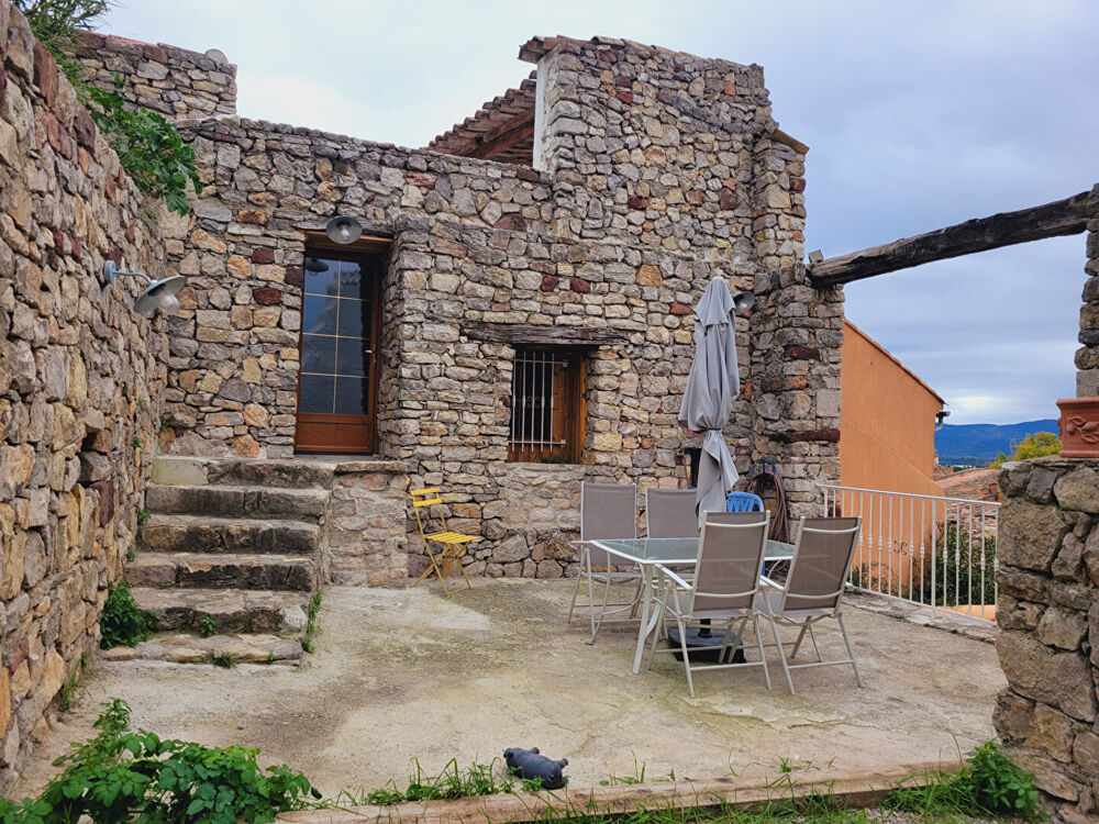 LE LUC - Maison de village 117m² renovée avec Exterieurs - "LOUE"