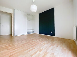  Appartement à louer 3 pièces 61 m²