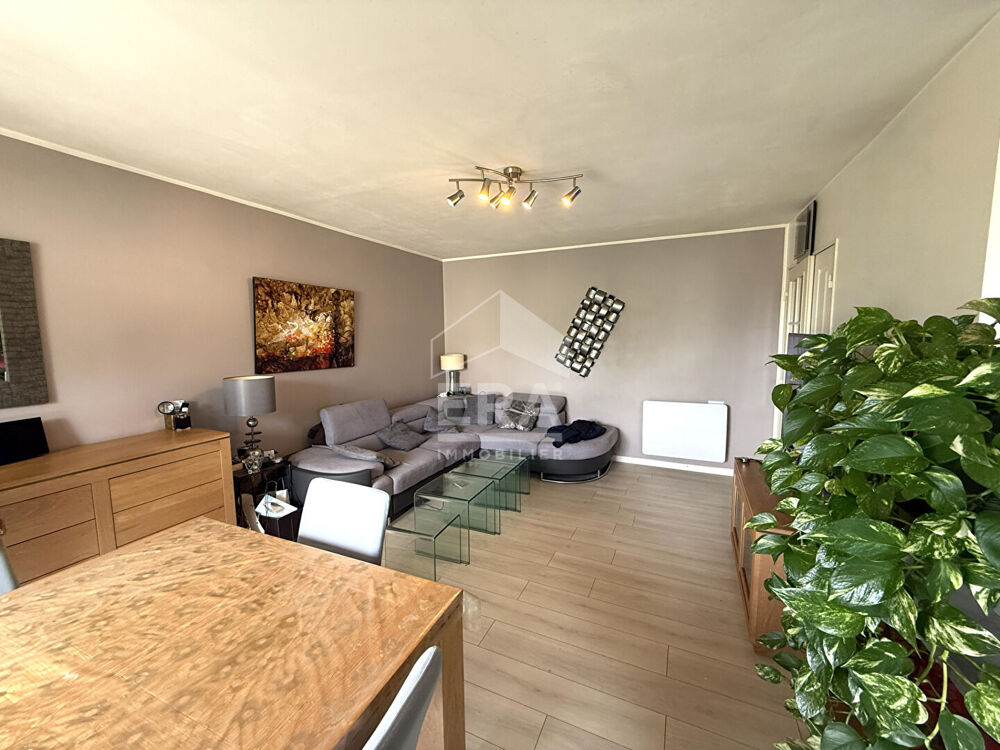 Vente Appartement appartement - 2 chambres - 62.15 - balcon. Brie comte robert
