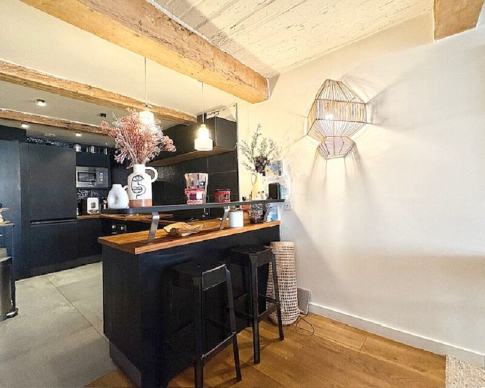 Appartement Atypique Ancien Entrepôt aménagé DUPLEX 192m² Garage Double -7ème arrondissement