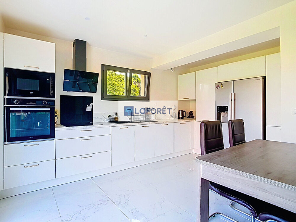Maison 6 pièces 124 m² · à Eterville · 124 m² · 399 900 €