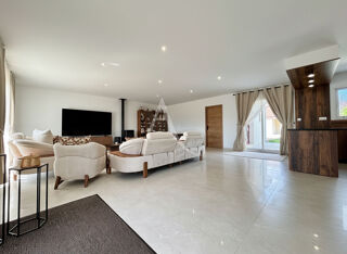  Maison à vendre 4 pièces 141 m²