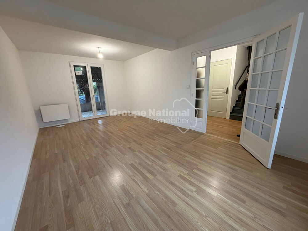 Vente Maison N�MES Viila sur 2 niveaux 4 chambres avec garage et jardin Nimes