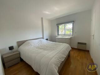  Appartement à louer 2 pièces 37 m²
