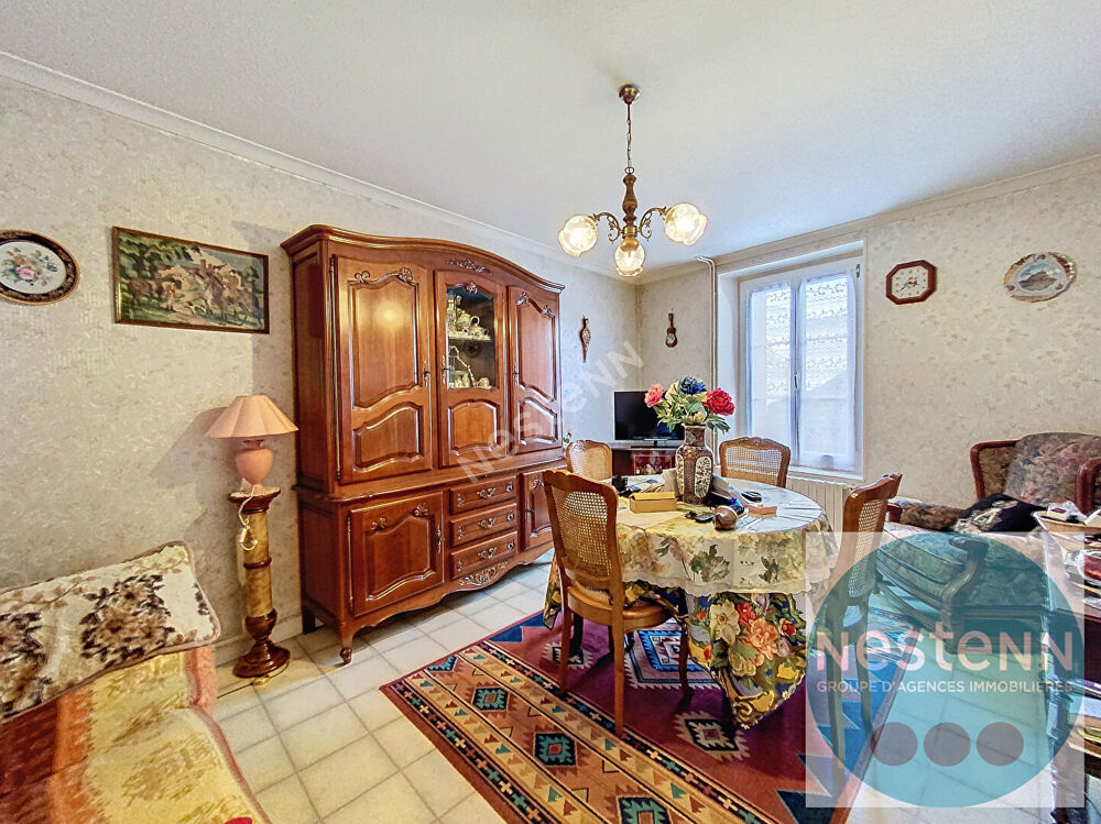 Maison de plain-pied à rénover - Beau potentiel au coeur de Saint-Gervais-la-Forêt