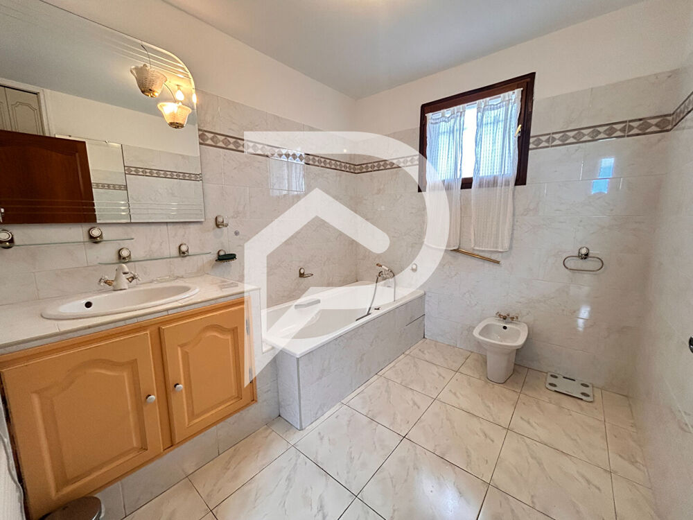 � vendre  Maison Le Grau-du-Roi (30240)