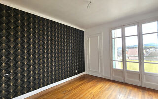  Appartement � louer 4 pi�ces 104 m�