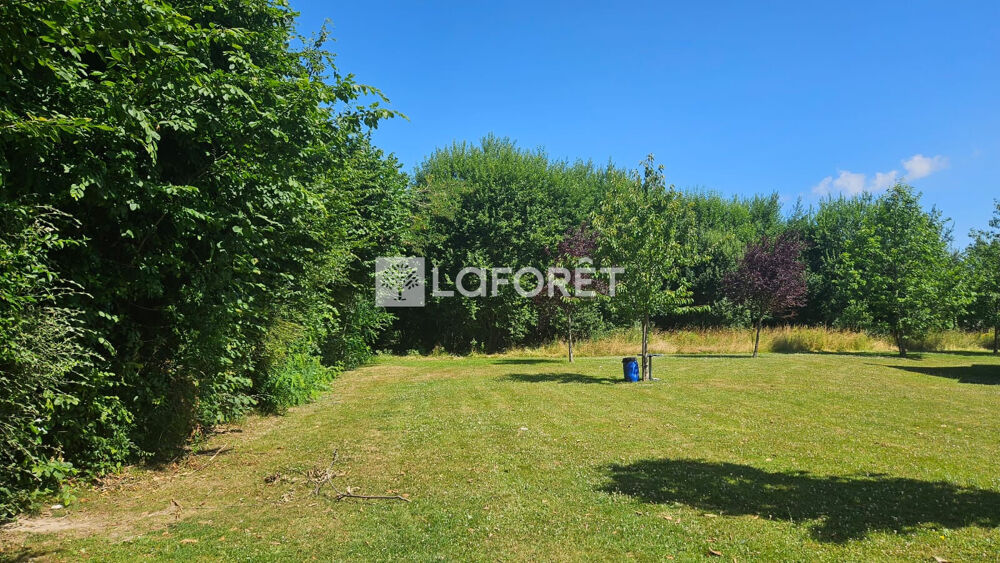 Vente Terrain A VENDRE Terrain zone commerciale à Saint Pierre Des Fleurs 2 933 m2 Saint pierre des fleurs