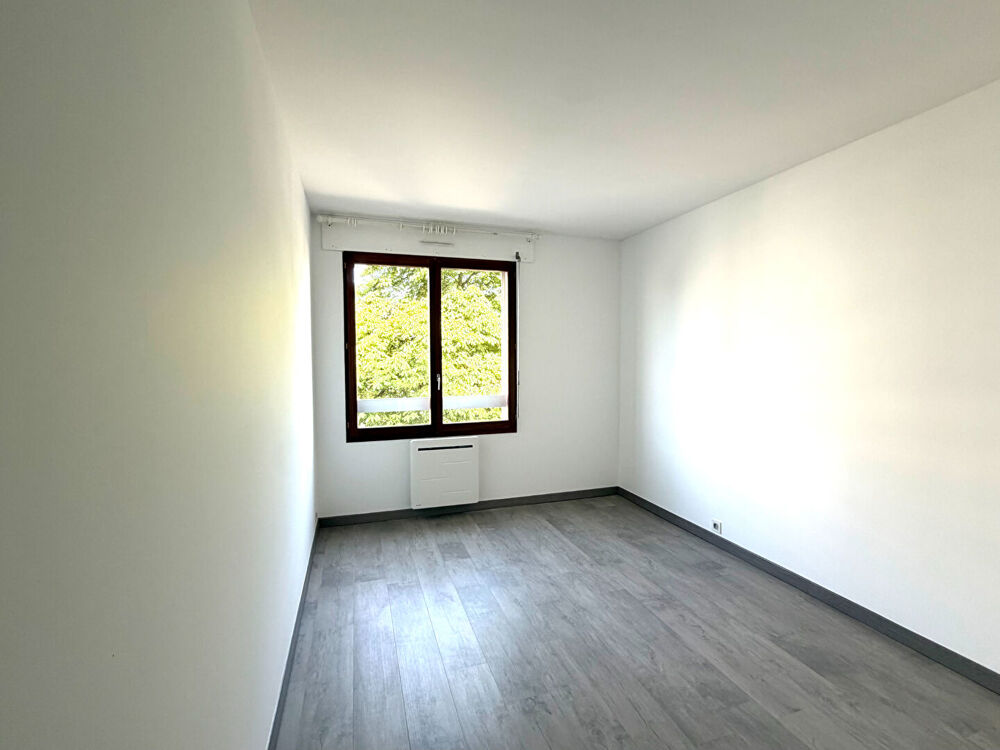 Location Appartement Appartement 3 pièces à louer à Chelles - Réf 165 Chelles