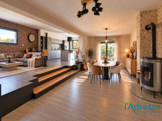 Maison à vendre 8 pièces 192 m²