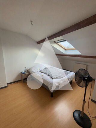  Appartement à louer 3 pièces 79 m²