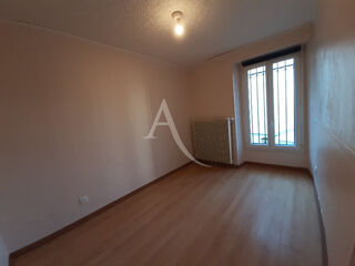  Appartement à louer 3 pièces 62 m²