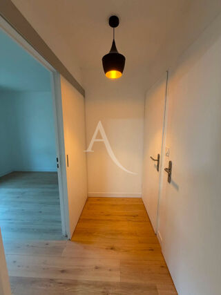  Appartement à louer 2 pièces 49 m²