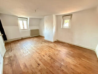  Appartement à louer 2 pièces 44 m²