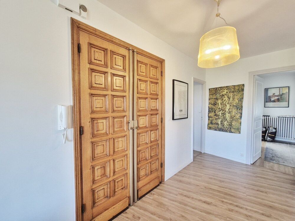 Luxueux Duplex avec Vue Panoramique sur Béziers, Dernier étage & Ascenseur Privé