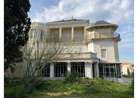  Appartement � louer 6 pi�ces 270 m� Sete