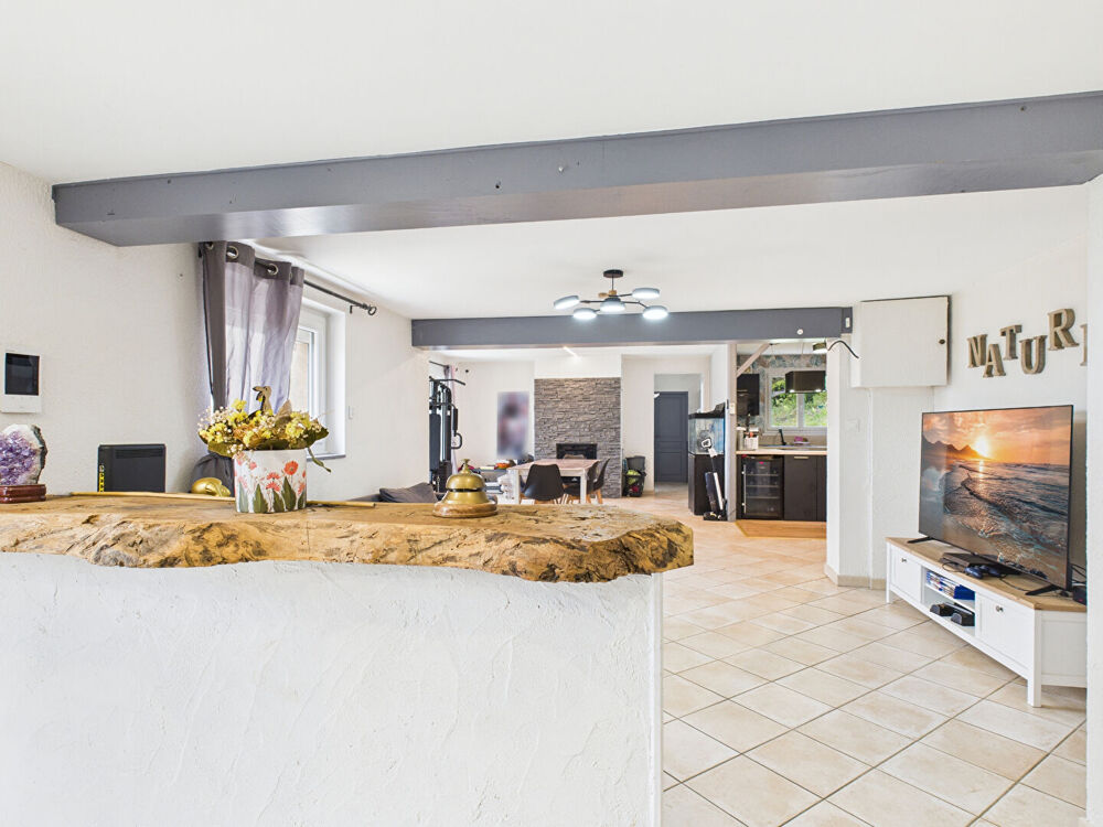 Vente Maison Grande maison familiale avec piscine et 6 chambres, à 20 mn de Bourgoin Bourgoin jallieu