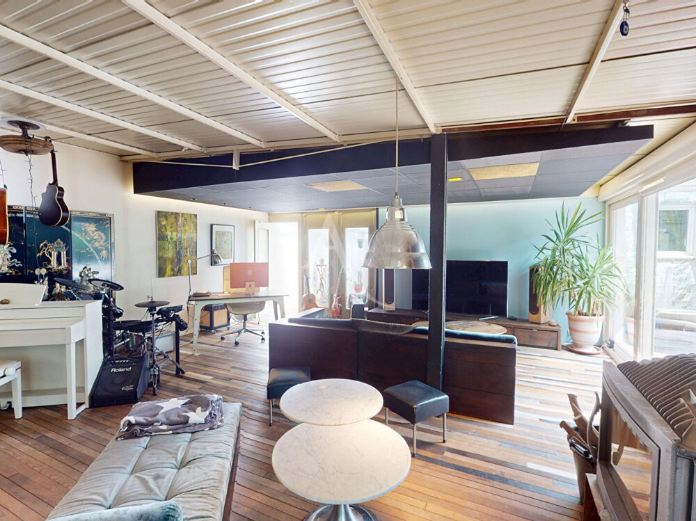 Vente Appartement UN LOFT CACHÉ AU COEUR DE NEUILLY-SUR-MARNE, UNE PROPRIÉTÉ HORS NORMES AUX VOLUMES EXCEPTIONNELS Neuilly sur marne