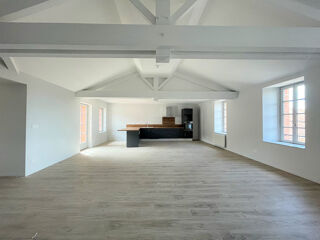  Appartement � louer 4 pi�ces 149 m�