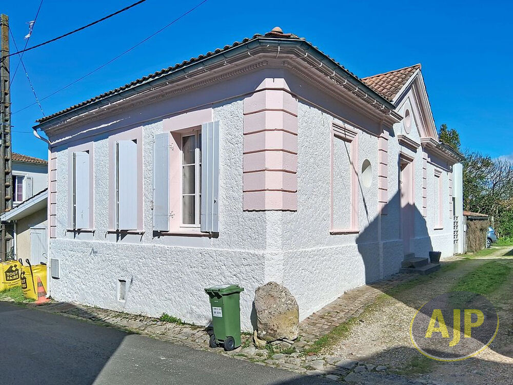 Maison avec un jardin à Saint Estèphe