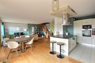  Appartement  vendre 4 pices 109 m