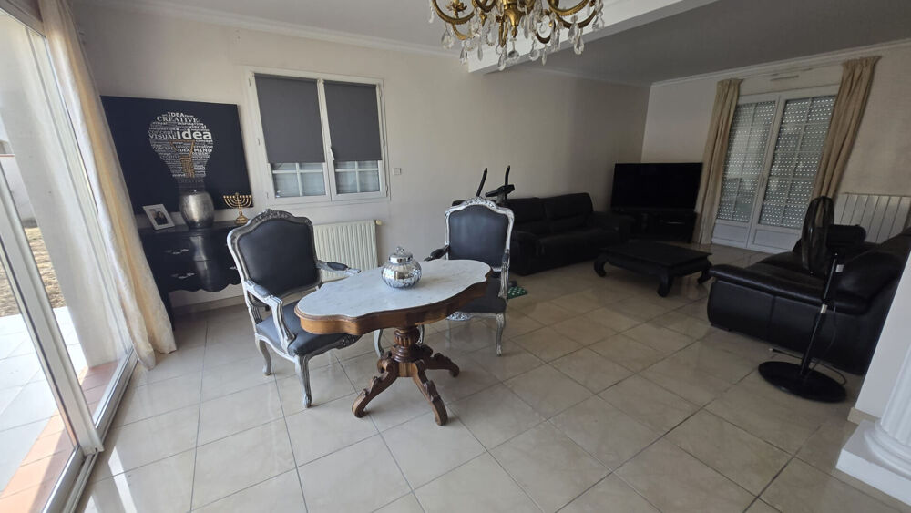 Vente Maison CUGNAUX ? Maison familiale avec piscine sur un terrain de 1 446 m² Cugnaux