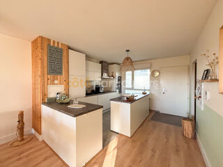  Appartement  vendre 5 pices 99 m