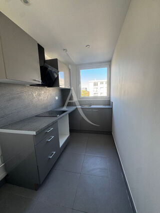  Appartement à louer 3 pièces 57 m²