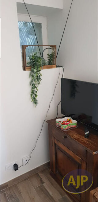  Appartement à louer 2 pièces 28 m²