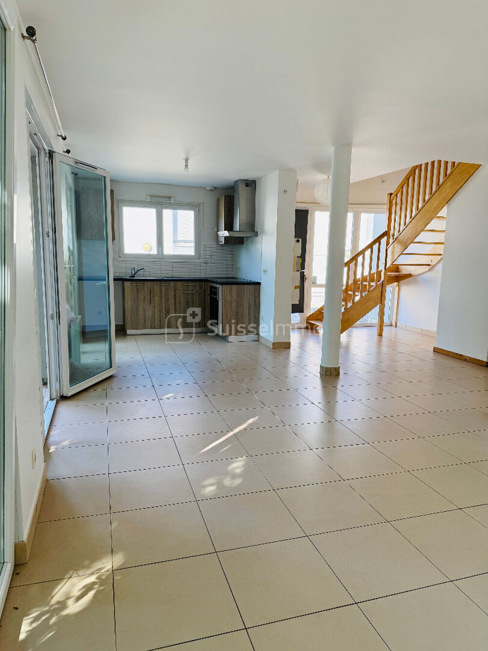 Vente Maison Maison  de plain- pied 110 m2 Carrez / 137 m2 au total Les auxons