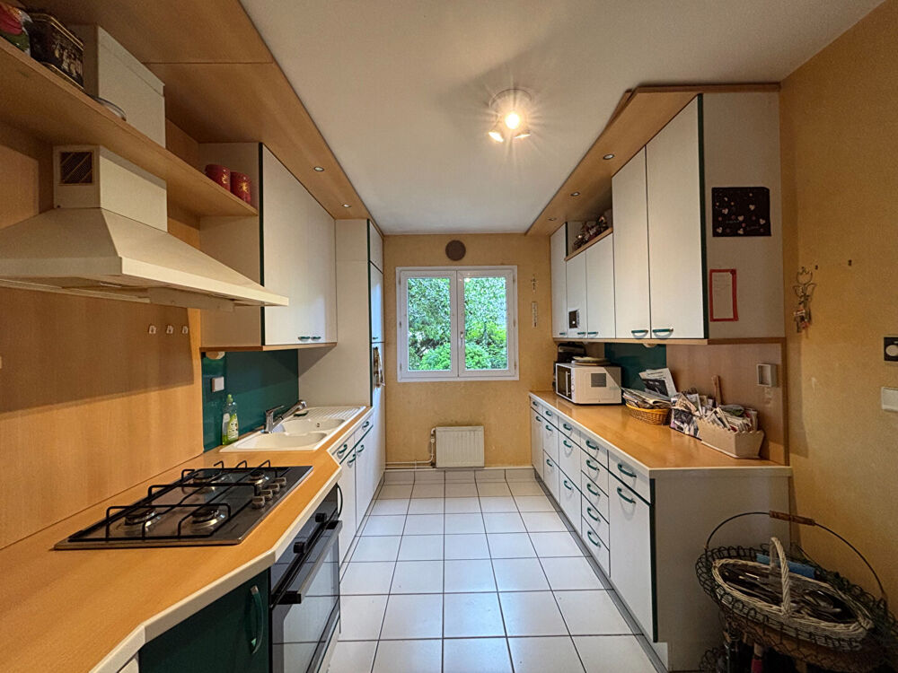 Maison 6 pièce(s) 144 m2