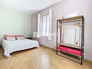 Appartement à louer 4 pièces 82 m²