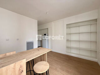  Appartement à louer 2 pièces 35 m²