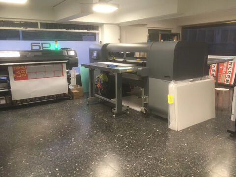   TOULON CENTRE - Murs Commerciaux de 140 M2 