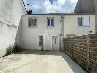  Immeuble à vendre 93 m²