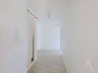  Appartement à louer 2 pièces 44 m²