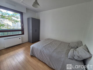  Appartement à louer 4 pièces 76 m²