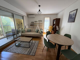  Appartement à louer 3 pièces 69 m²