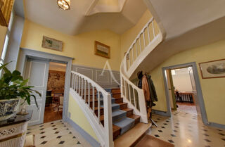  Maison � vendre 12 pi�ces 280 m�