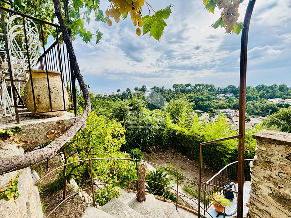 Une adresse rare au coeur du Haut-de-Cagnes