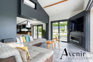  Maison à louer 4 pièces 195 m²