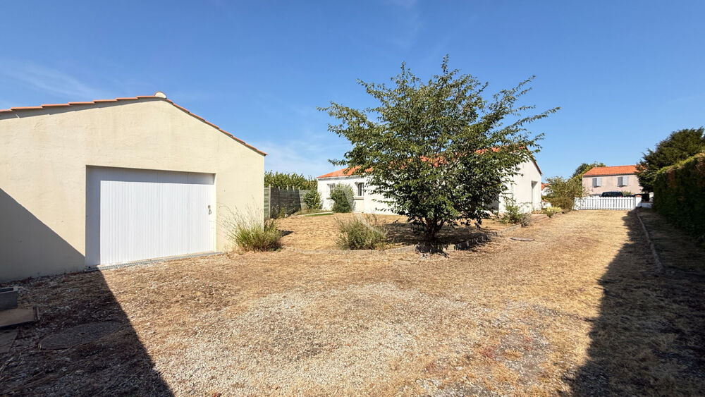 Vente Maison Nesmy - maison plain pied 123 m² 3 chambres + bureau - EXCLUSIVITE AMANDA Nesmy