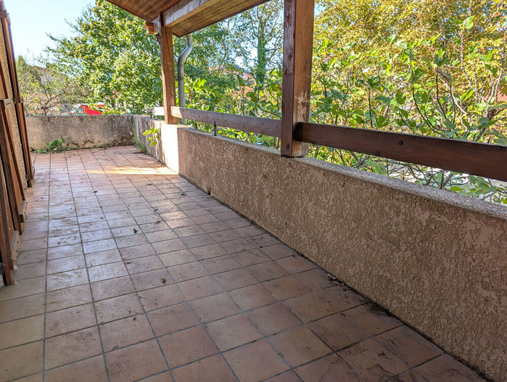 Vente Maison Maison de 100m² avec terrain de 1023m² - Saint-Priest La Fouillouse Saint priest