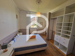  Appartement à louer 2 pièces 72 m²