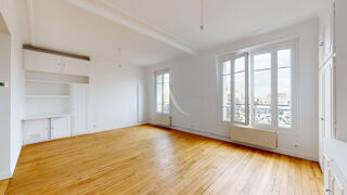  Appartement à louer 4 pièces 100 m²