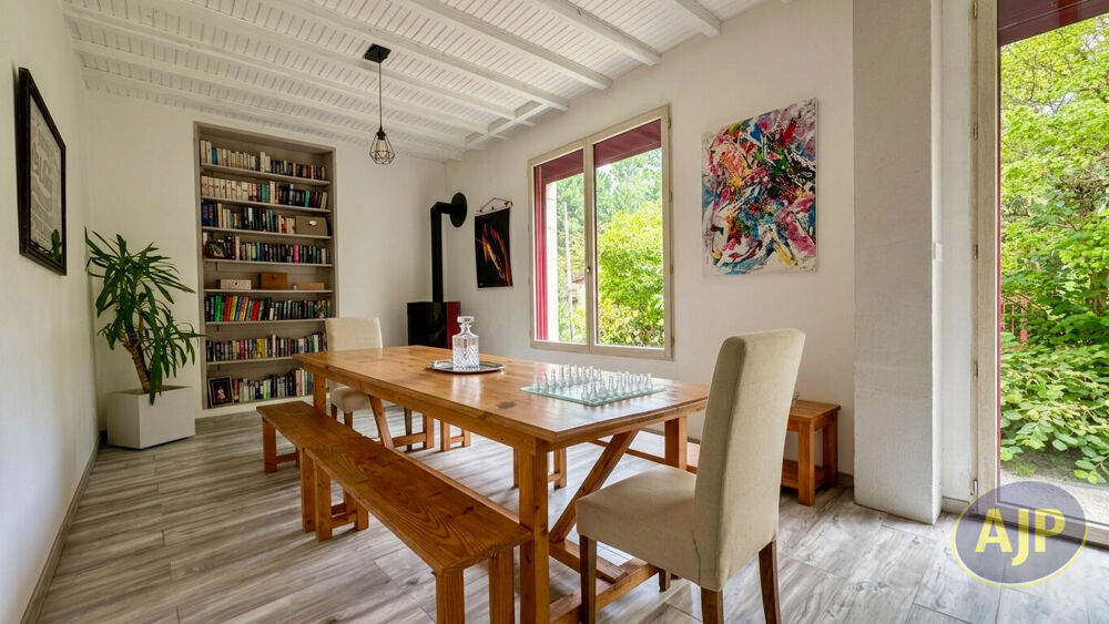 Maison pierre, 5 chambres et 1 bureau, Cussac le vieux !